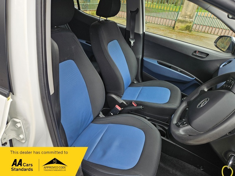 Hyundai I10 Premium DG64NYX White #5