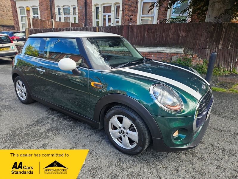 Mini Hatch 1.5 Cooper Green