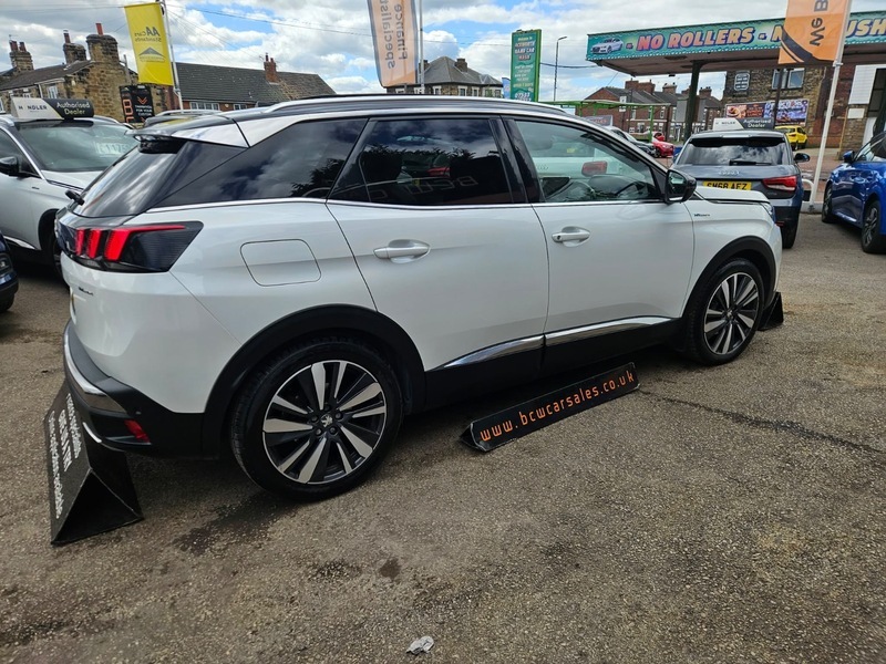 Peugeot 3008 S S Gt AJ70VDV White #4
