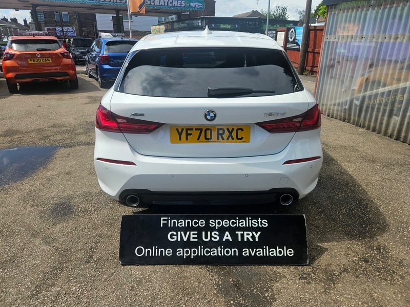 BMW 1 Series 120D Xdrive Sport YF70RXC White #4