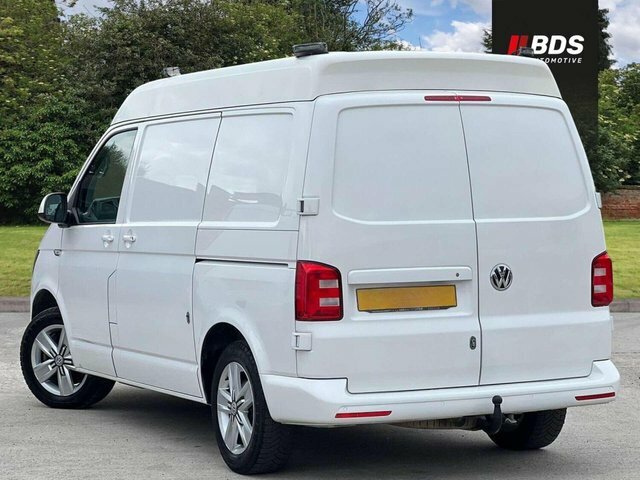 Volkswagen Transporter 2.0 Tdi T32 Bluemotion Tech Highline 4Motion Swb E CY19LYF White #5