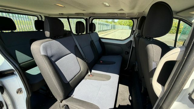 Vauxhall Vivaro 1.6 Cdti 2900 L2 H1 9 Seat DV15GNZ White #5