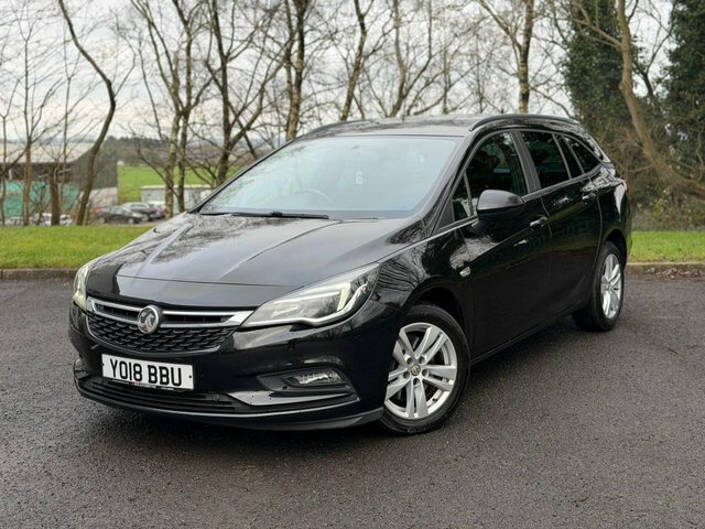 Vauxhall Astra 1.6 Cdti Blueinjection Tech Line Nav Sports Tourer YO18BBU Black #3