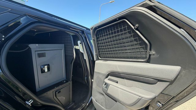 Land Rover Discovery 2.0 Sd4 S 4Wd Euro 6 Ss LF21JVA Black #3