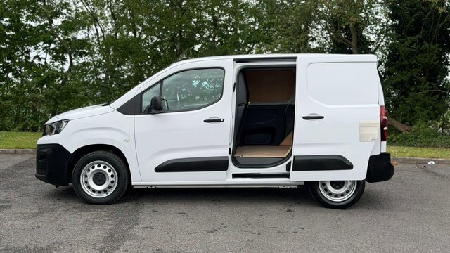 Peugeot Partner 1.5 Bluehdi 1000 Professional Premium Standard P MP73FWS White #4