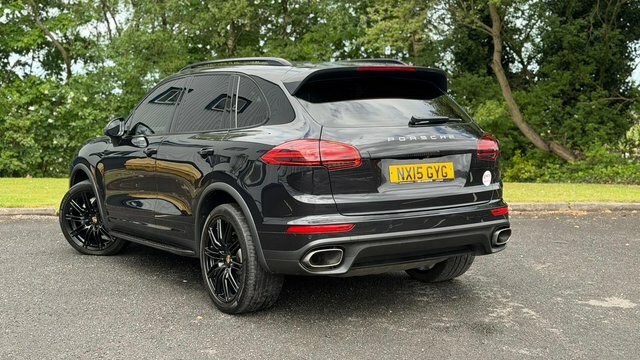 Porsche Cayenne 3.0 Td V6 Tiptronics 4Wd Euro 6 Ss NX15GYG Black #5