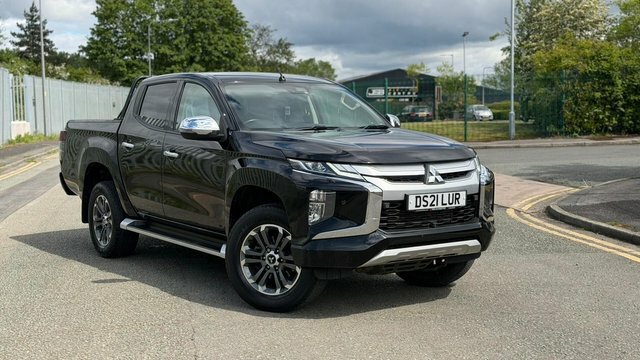 Mitsubishi L200 2.2 Di-d Dc Barbarian X 4Wd Euro 6 Ss Black
