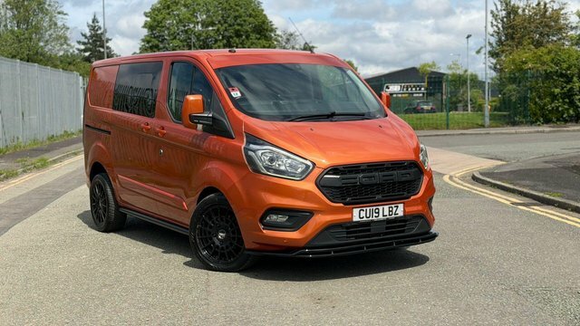 Ford Transit Custom 2.0 320 Ecoblue Limited Crew Van L1 H1 Euro 6 Orange