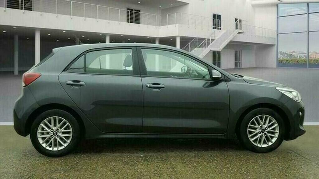 Kia RIO Hatchback 1.25 2 Euro 6 Ss 201767 FL67KZC Grey #5