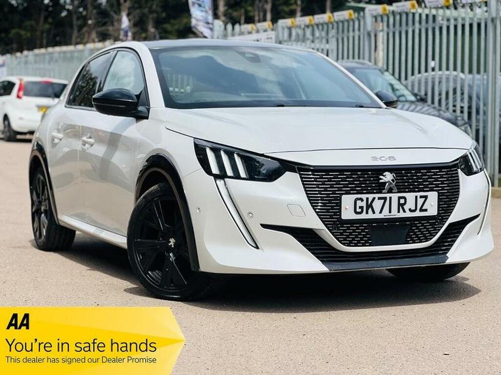 Peugeot 208 Hatchback 1.2 Puretech Gt Premium Euro 6 Ss White