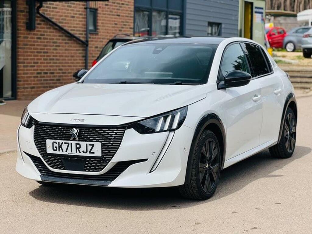 Peugeot 208 Hatchback 1.2 Puretech Gt Premium Euro 6 Ss GK71RJZ White #4