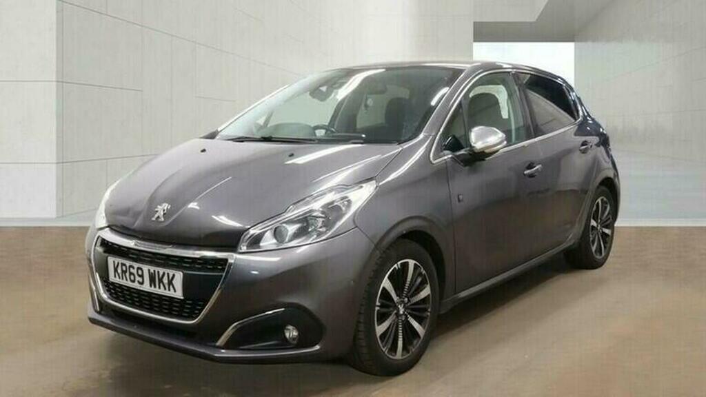 Peugeot 208 Hatchback 1.2 Puretech Tech Edition Euro 6 Ss 5 KR69WKK Grey #2