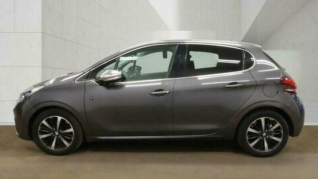 Peugeot 208 Hatchback 1.2 Puretech Tech Edition Euro 6 Ss 5 KR69WKK Grey #6
