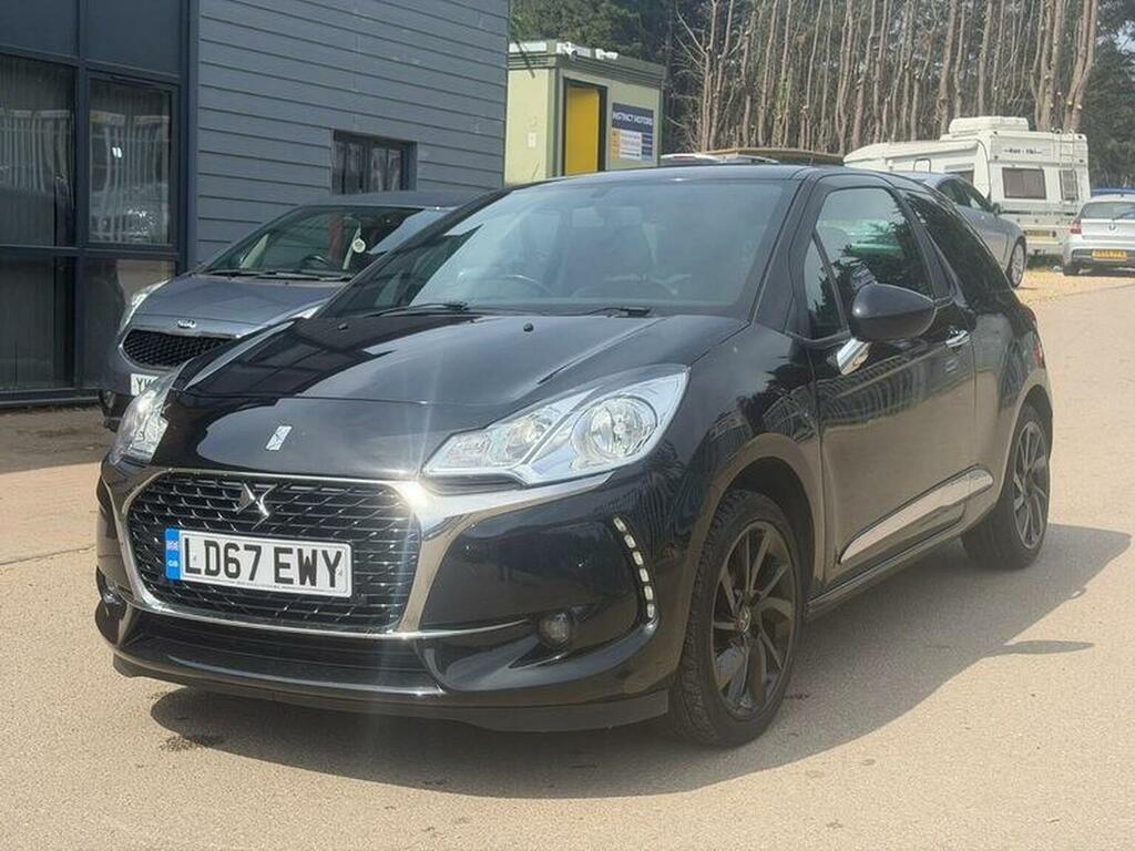 DS DS 3 Hatchback 1.2 Puretech Connected Chic Euro 6 LD67EWY Black #4