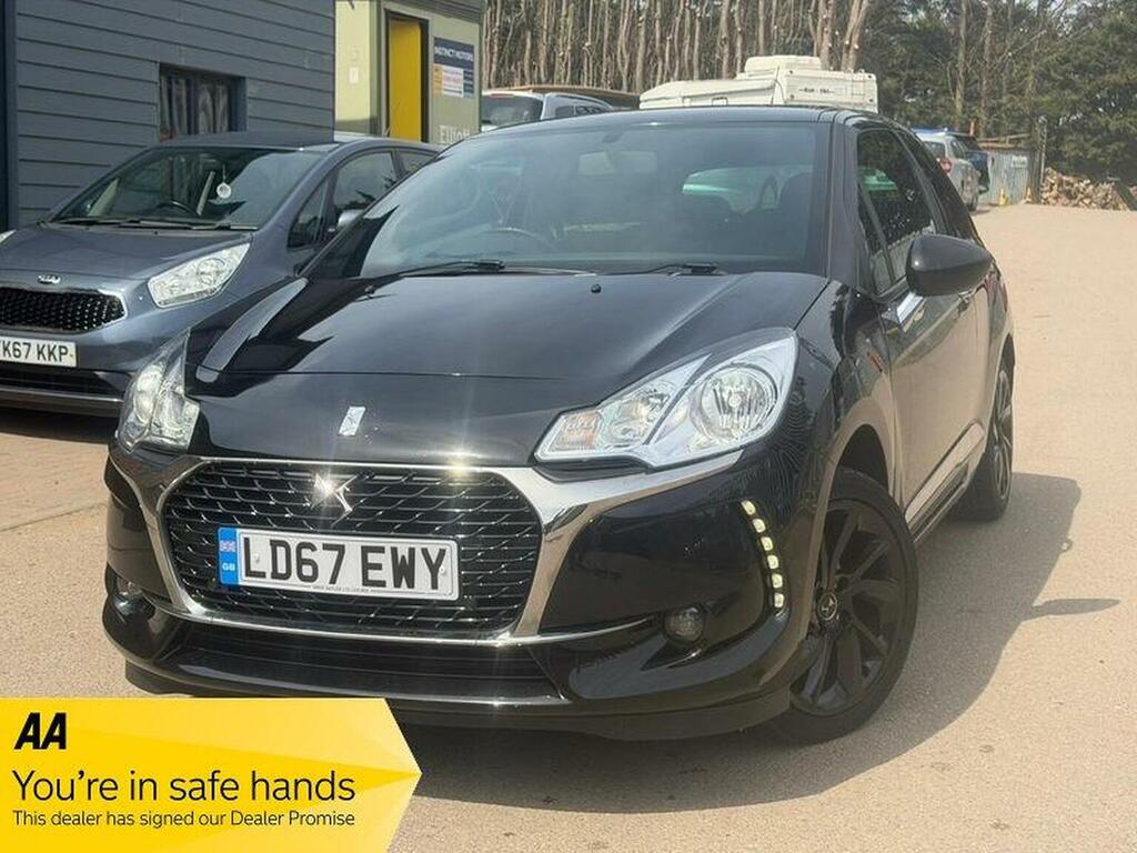 DS DS 3 Hatchback 1.2 Puretech Connected Chic Euro 6 Black