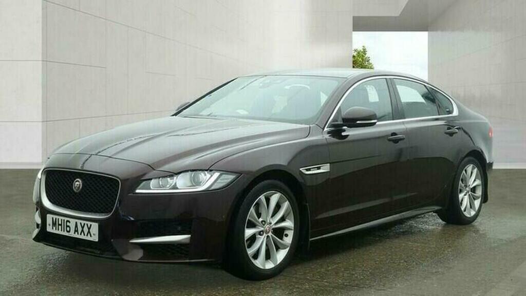 Jaguar XF Saloon 2.0D R-sport Awd Euro 6 Ss 201 MH16AXX Red #2