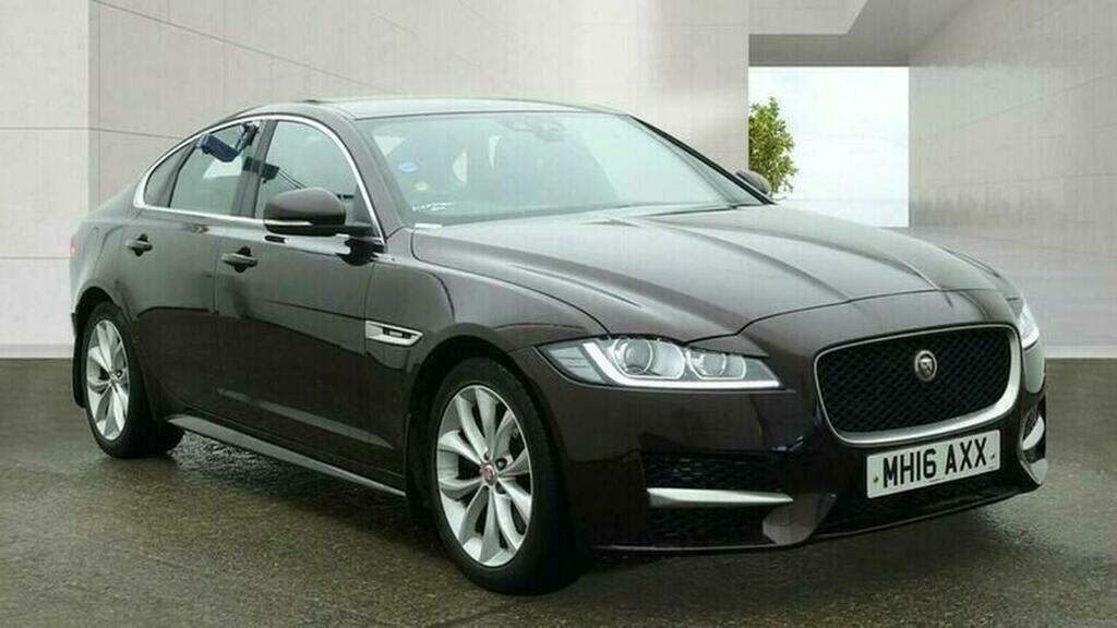 Jaguar XF Saloon 2.0D R-sport Awd Euro 6 Ss 201 Red