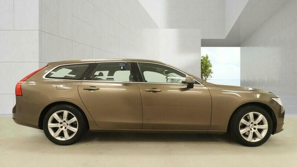Volvo V90 Estate 2.0 D4 Momentum Euro 6 Ss 2016 Brown #5