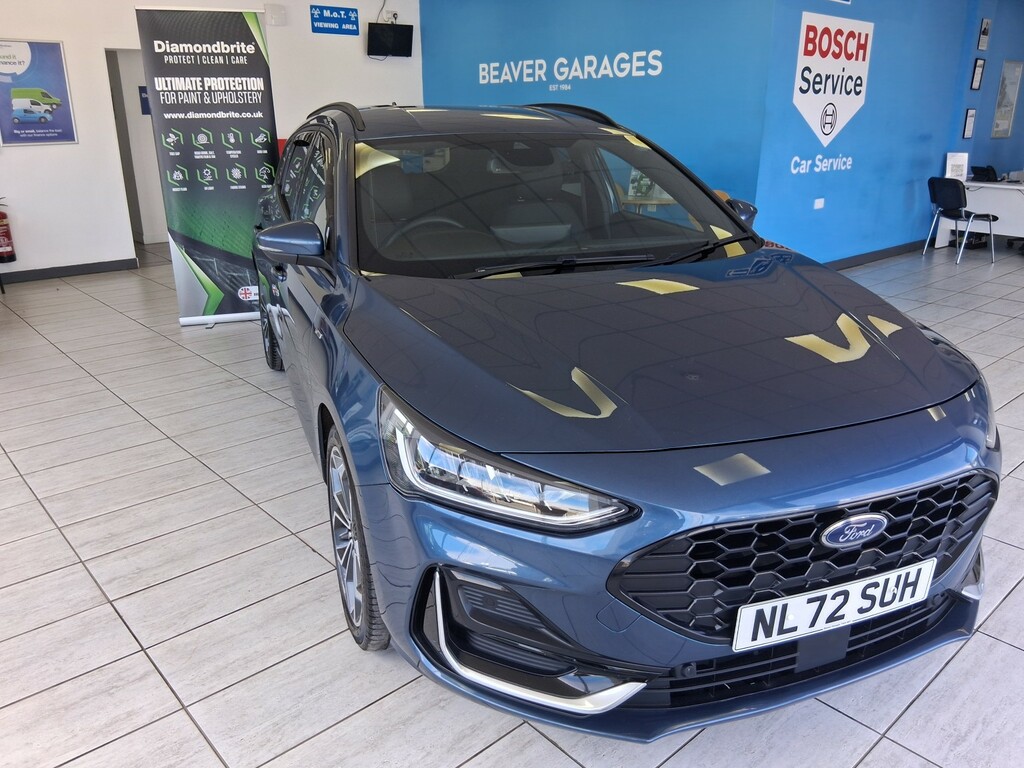 Ford Focus 1.0 Focus St-line Vignale Estate 1.0L Ecoboost 155 Blue