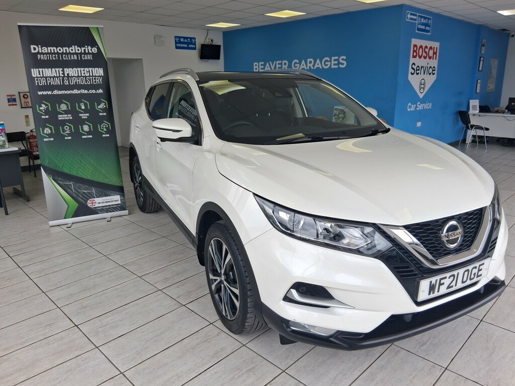 Nissan Qashqai 1.3 Dig-t N-connecta White