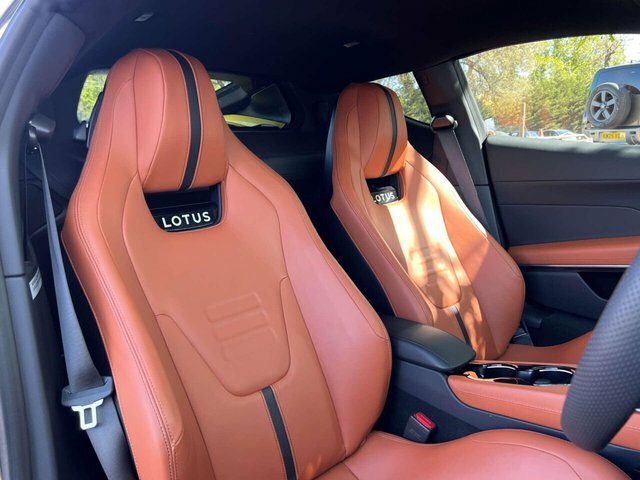 Lotus Emira 2.0 Emira First Edition Green #5