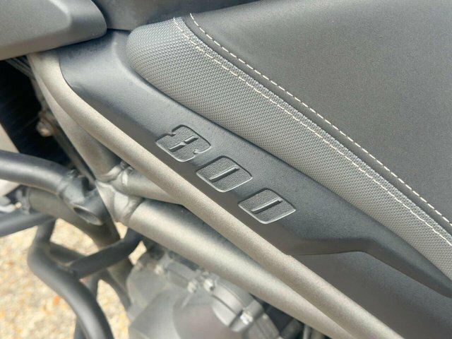 Triumph  Triple 1050 Rs Black #13