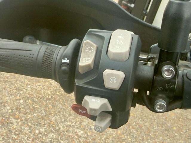 Triumph  Triple 1050 Rs Black #5