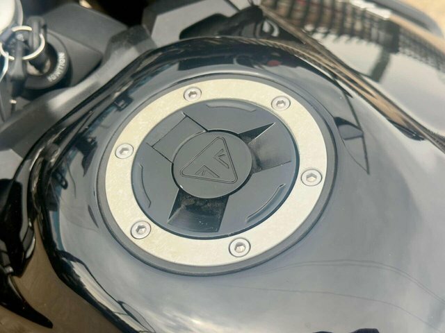Triumph  Triple 1050 Rs Black #2