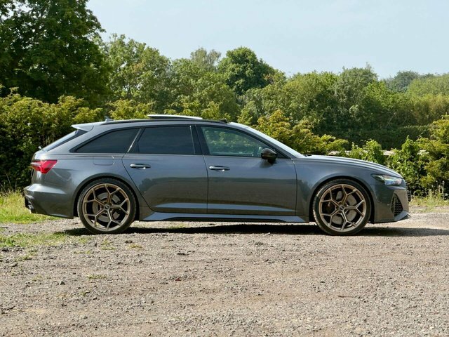Audi RS6 Avant 4.0 Tfsi V8 Performance Black #4
