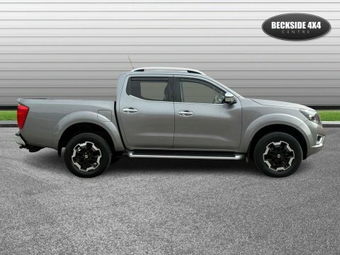 Nissan Navara 2.3 Navara Tekna AK20OEM Grey #2
