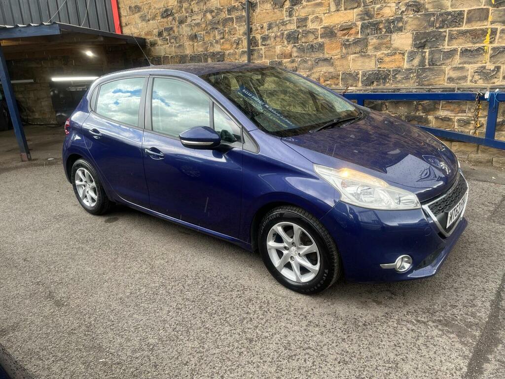Peugeot 208 Hatchback 1.4 Hdi Active Euro 5 201363 Blue