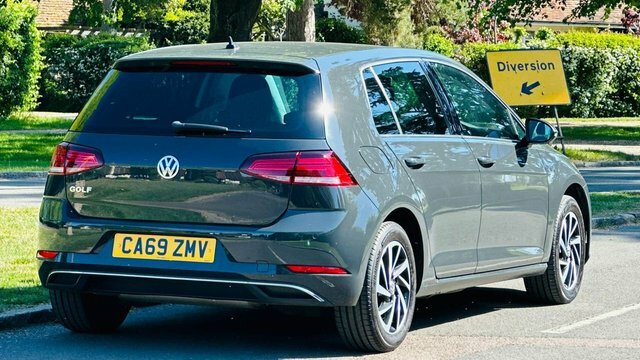 Volkswagen Golf 1.5 Tsi Evo Match Edition Hatchback Dsg CA69ZMV Grey #5