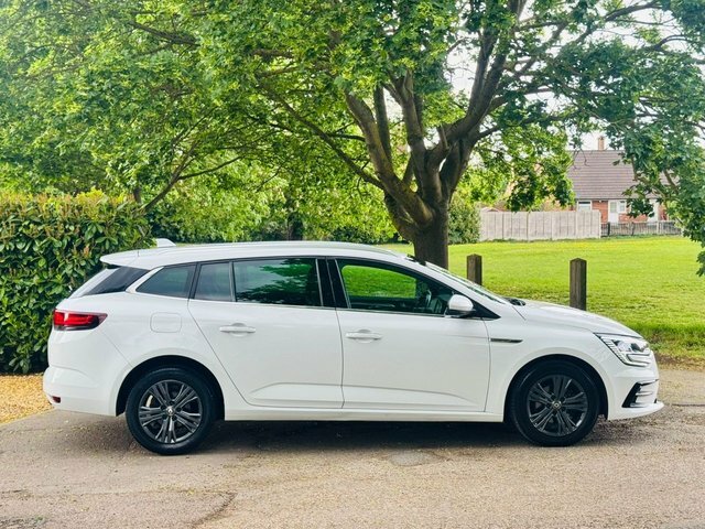 Renault Megane 1.5 Blue Dci Iconic Sport Tourer White #5