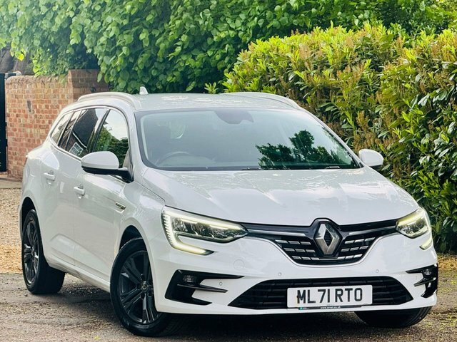 Renault Megane 1.5 Blue Dci Iconic Sport Tourer White #2