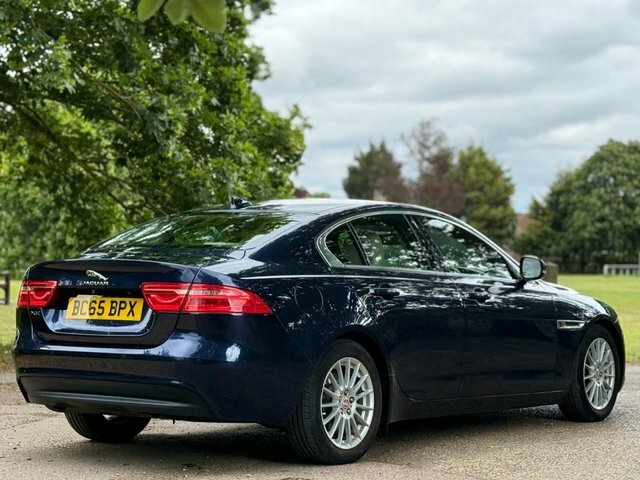 Jaguar XE 2.0D Prestige Saloon Euro 6 S S Blue #5