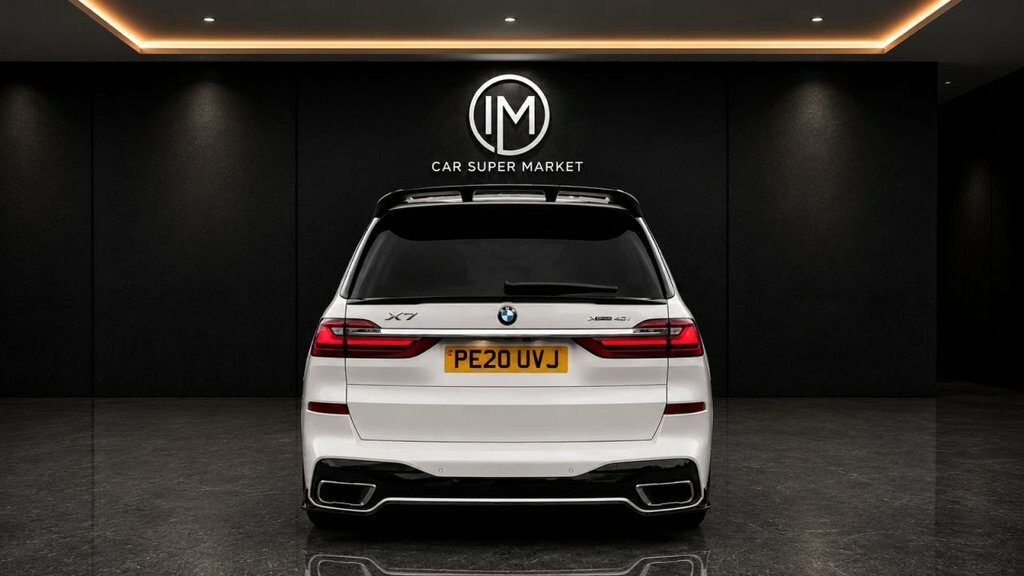 BMW X7 3L M Sport PE20UVJ White #4