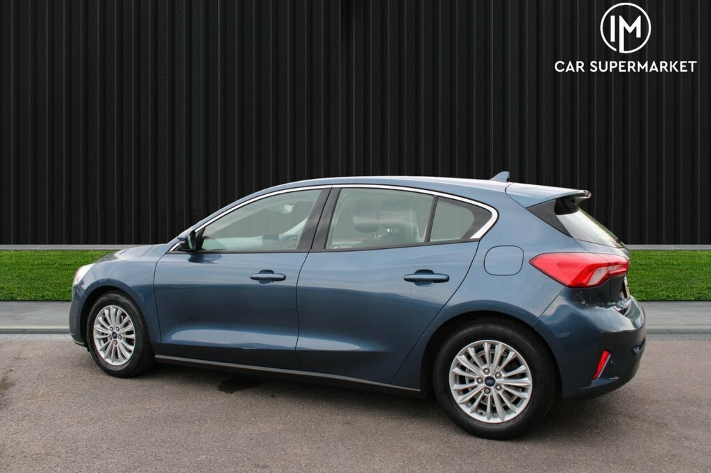 Ford Focus 1L Titanium EN68UWM Blue #6