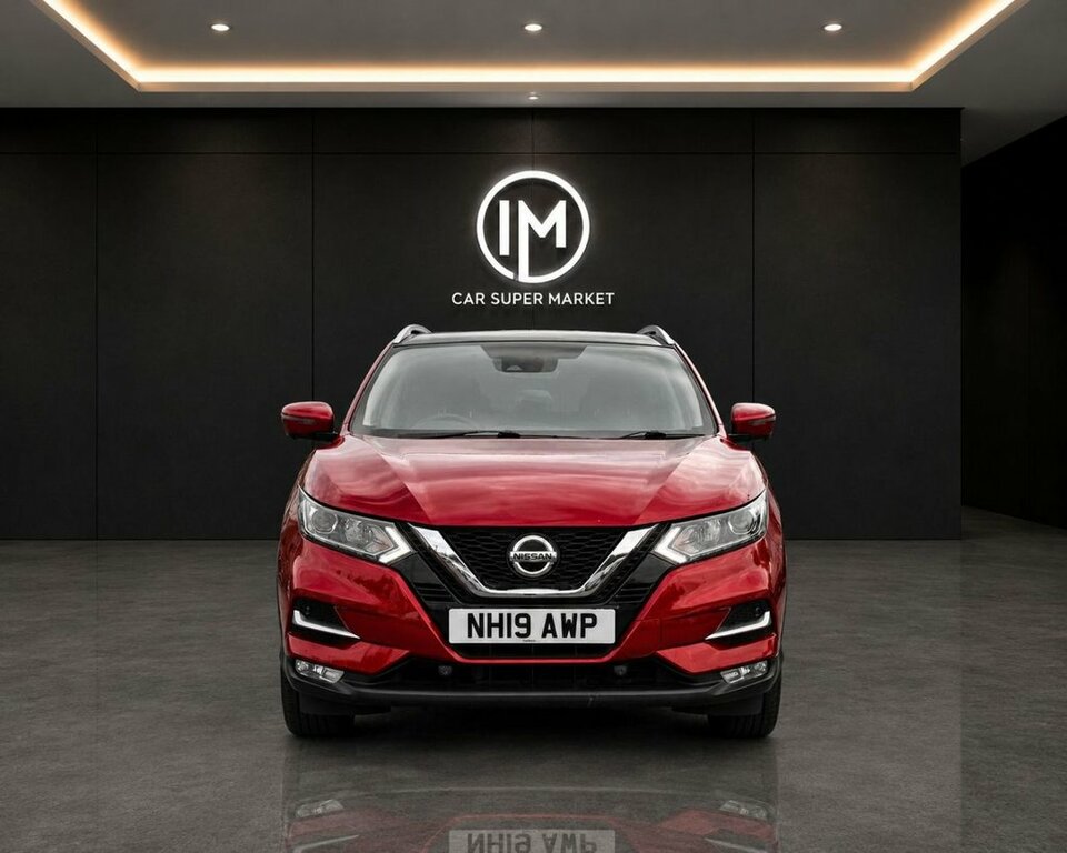 Nissan Qashqai 1.3L N-connecta Red