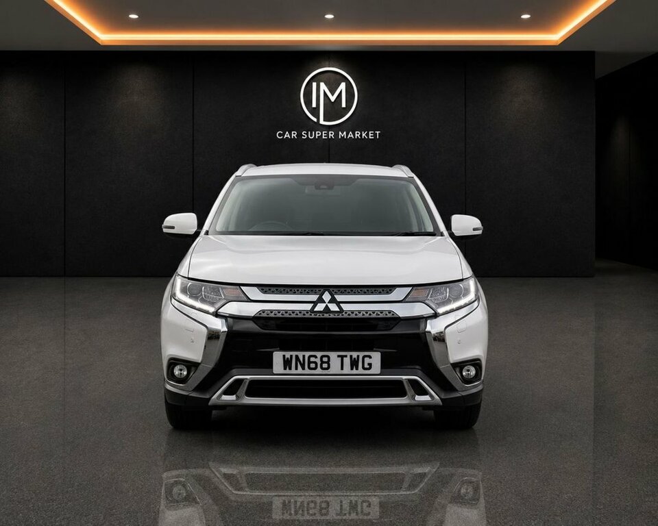 Mitsubishi Outlander 2L 4 White #6