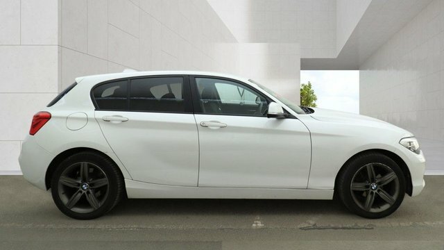 BMW 1 Series 2.0 118D Sport Hatchback Euro 6 DY67WCA White #5