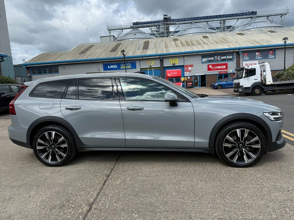 Volvo V60 2.0 B5 Mhev Ultimate Estate Hybrid ST73FMD Grey #5