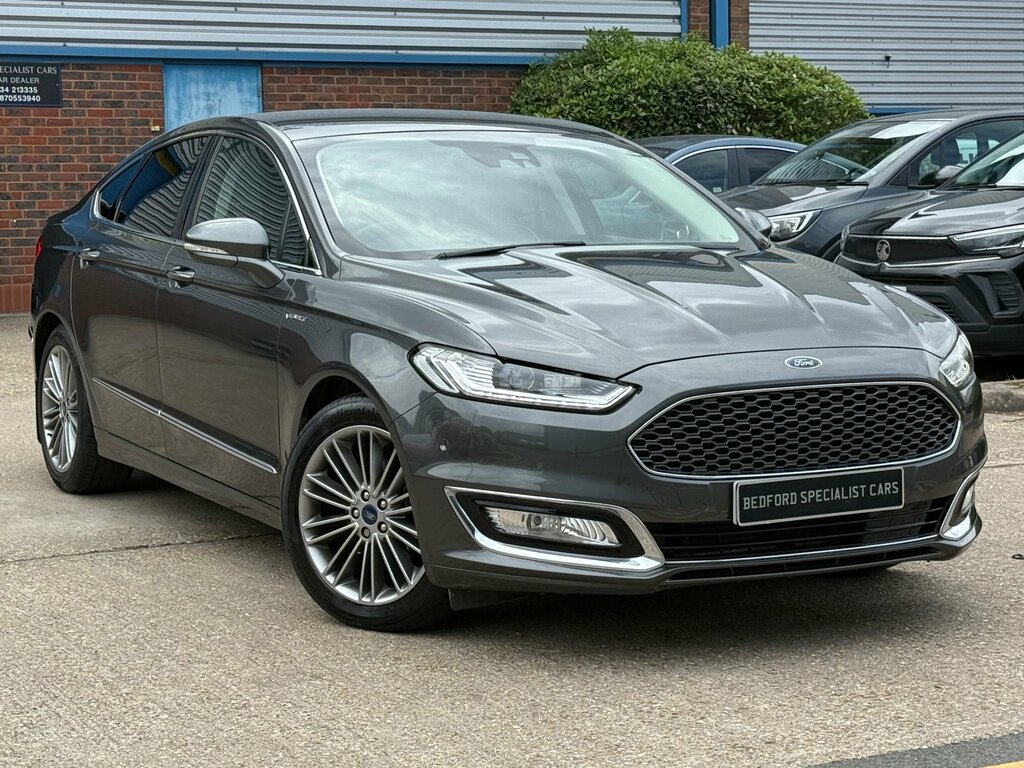 Ford Mondeo 2.0 Tivct Vignale Saloon Hybrid Cvt 6Sp Grey