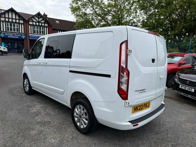 Ford Transit Custom 2022 2.0 300 Ecoblue Limited Crew Van Double Cab 5 HK22FKJ White #5