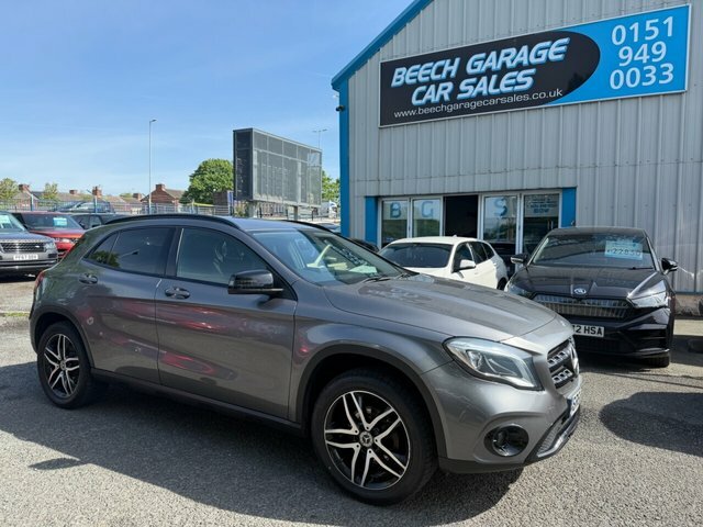Mercedes-Benz GLA Class 2018 1.6 Gla180 Urban Edition Suv 7G-dc Grey