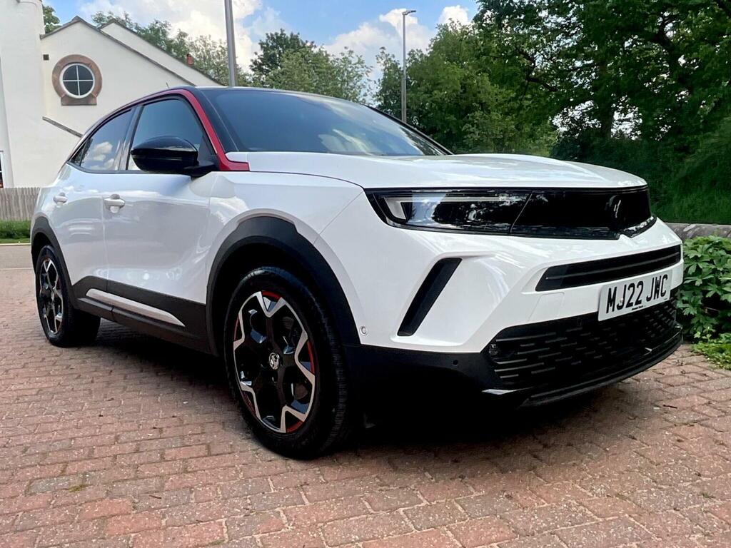 Vauxhall Mokka-e Suv 50Kwh Sri Premium 202222 MJ22JWC White #3