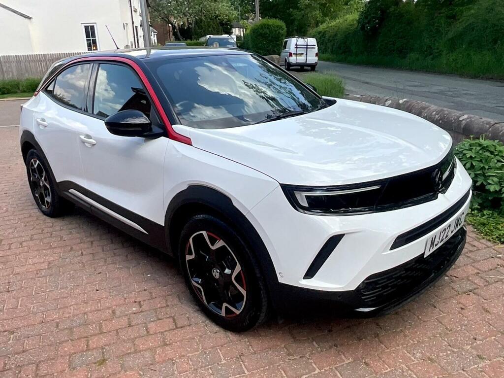 Vauxhall Mokka-e Suv 50Kwh Sri Premium 202222 MJ22JWC White #2
