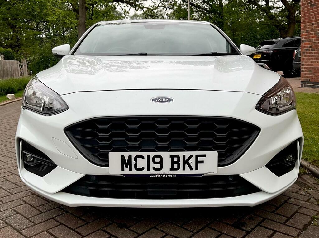 Ford Focus Hatchback 1.0T Ecoboost St-line Euro 6 Ss MC19BKF White #4