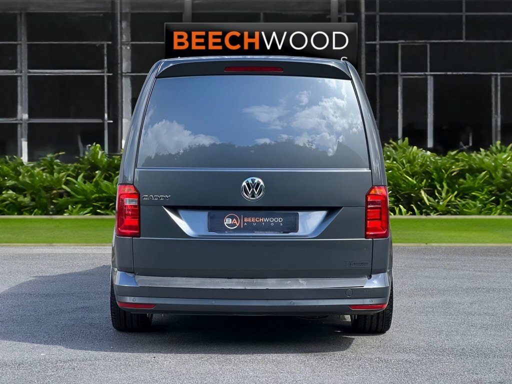 Volkswagen Caddy Maxi 2018 2.0 C20 Tdi Highline 101 Bhp Grey #3