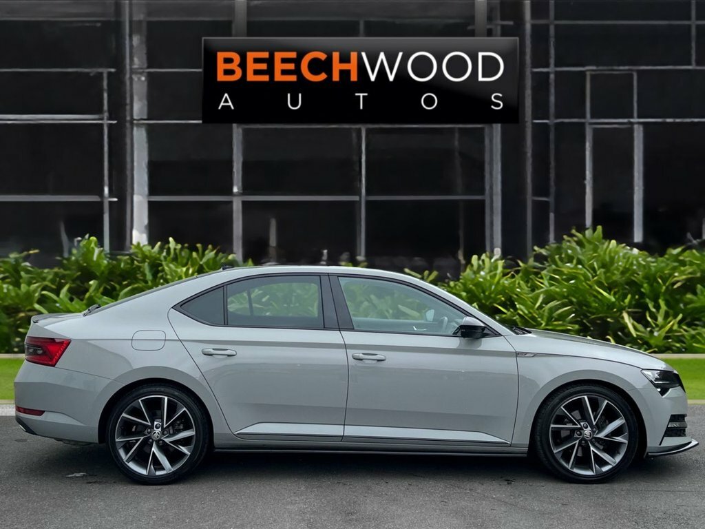 Skoda Superb 2021 2.0 Tsi Sportline Plus Hatchback D Grey #5