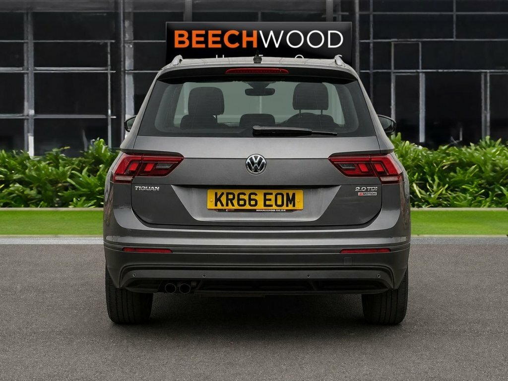Volkswagen Tiguan 2016 2.0 Tdi Bluemotion Tech Se Navigation Suv KR66EOM Grey #6